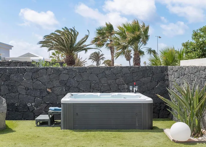 Carabela 83 * Playa Blanca (Lanzarote)